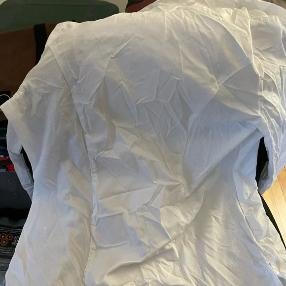 White Wrap-Style chef Top - Picture 3 of 6